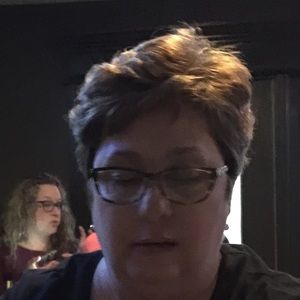 Meet your Posher, Sharon